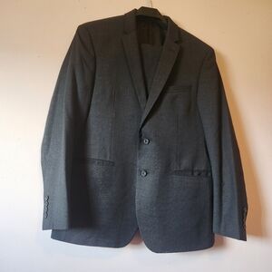 Dkny Men's Dark Gray Check Suit 100% Wool EUC